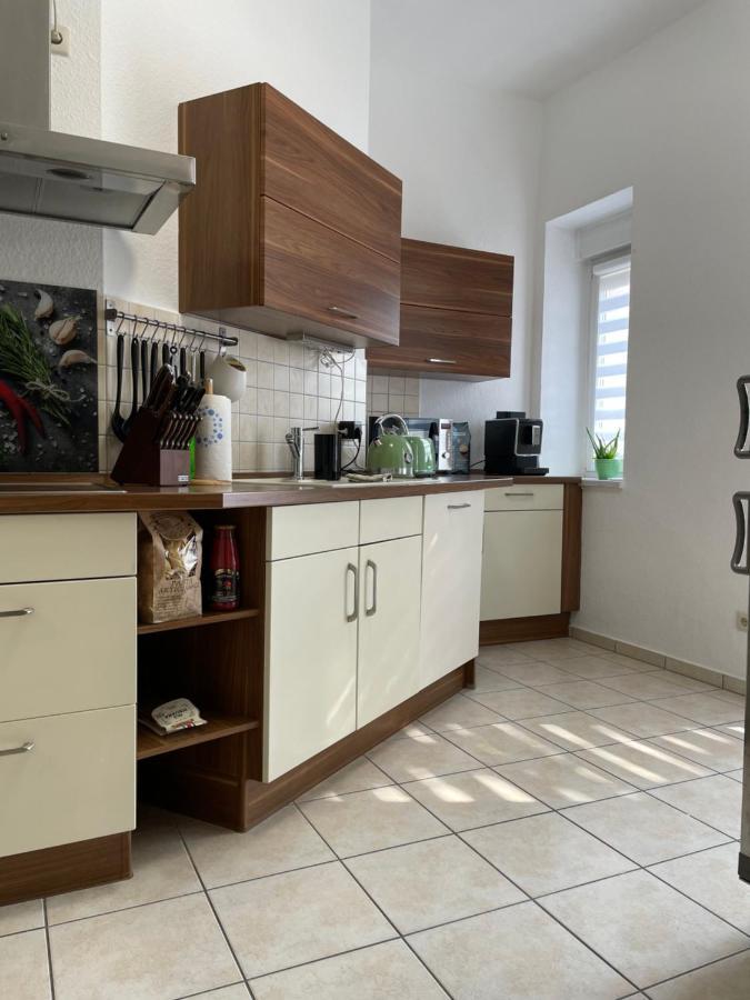 Moderne 3 Raum Altbau Etw Bis 4 Gaeste, Naehe Staatstheater, Parkplatz, Netflix, Vollausstattung Apartamento *