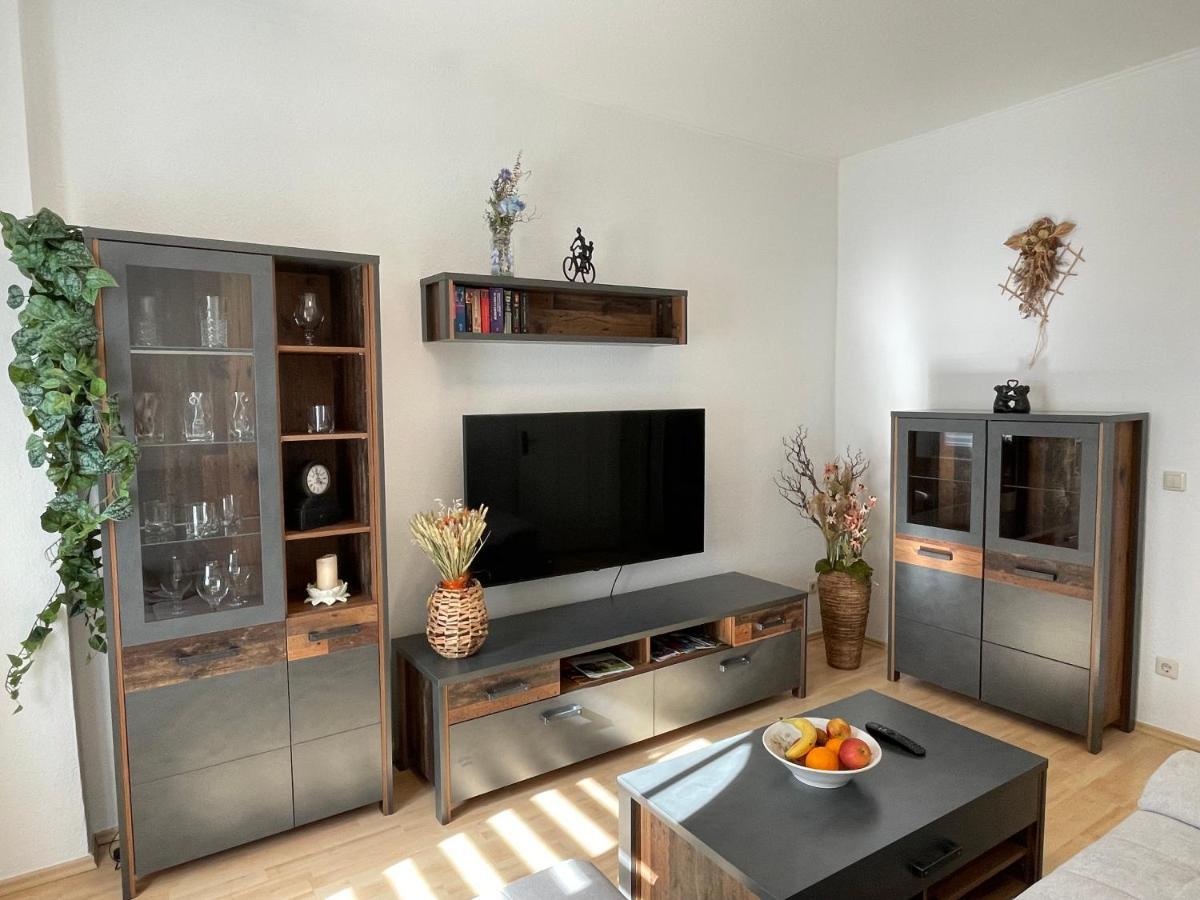 Moderne 3 Raum Altbau Etw Bis 4 Gaeste, Naehe Staatstheater, Parkplatz, Netflix, Vollausstattung Cottbus