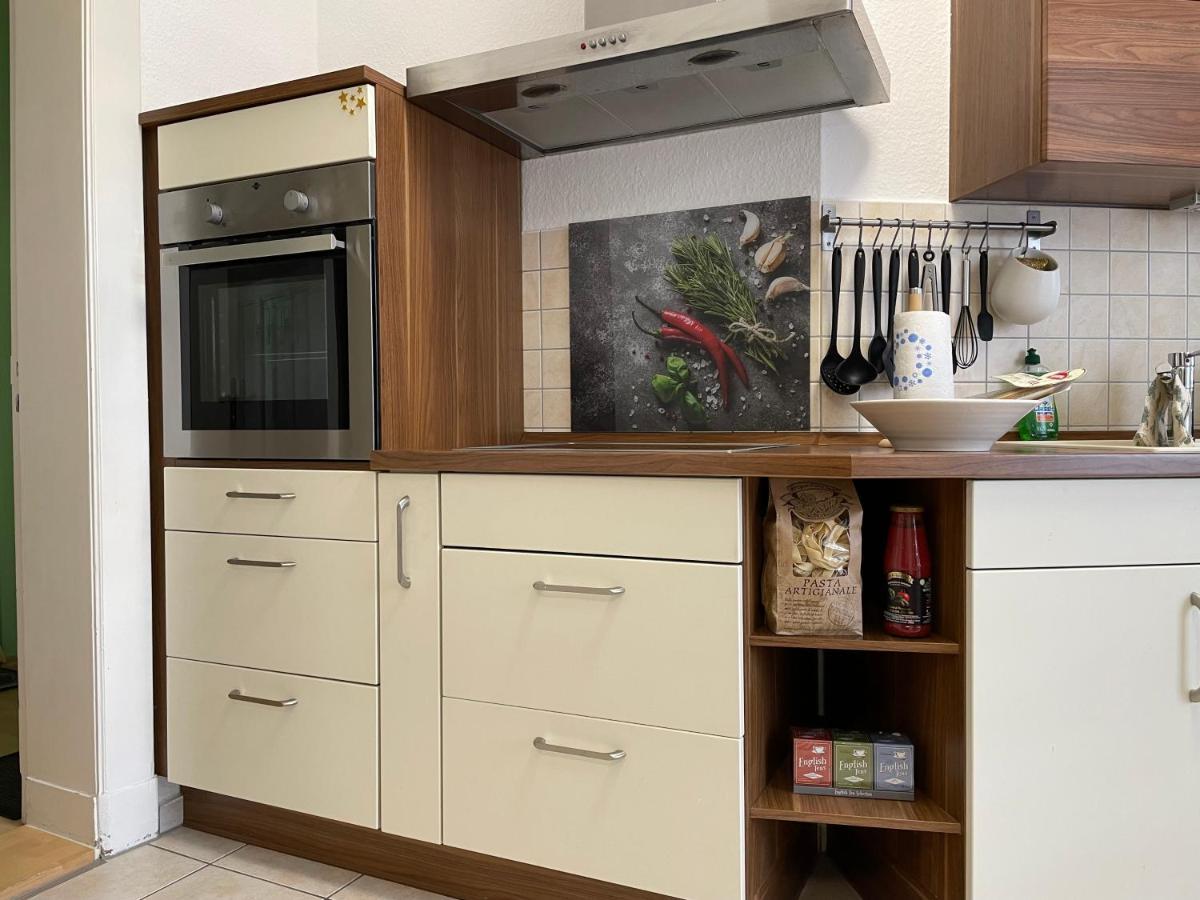 Apartamento Moderne 3 Raum Altbau Etw Bis 4 Gaeste, Naehe Staatstheater, Parkplatz, Netflix, Vollausstattung *