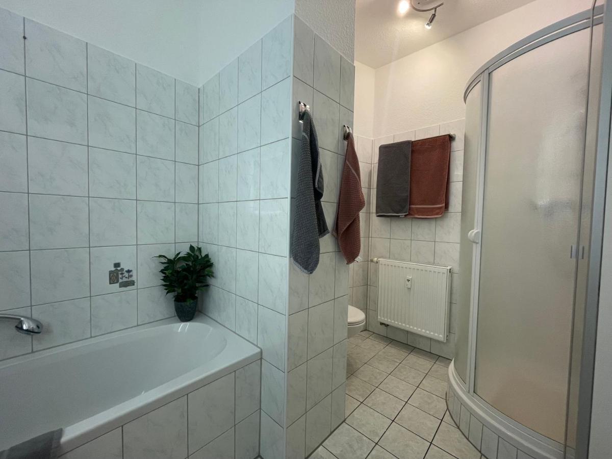 Apartamento Moderne 3 Raum Altbau Etw Bis 4 Gaeste, Naehe Staatstheater, Parkplatz, Netflix, Vollausstattung *
